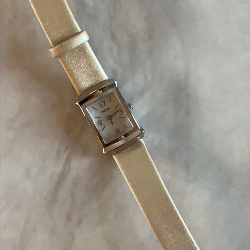 *Pulsar* Gold watch